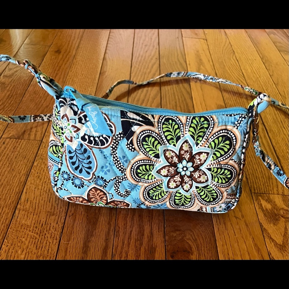 VERA BRADLEY woman’s  quilted crossbody floral small bag